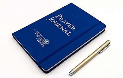 Impresión de Cuadernos de Marca con Estampación en Plata - Personalización de Journal con Cubierta de Cuero Tapa Dura