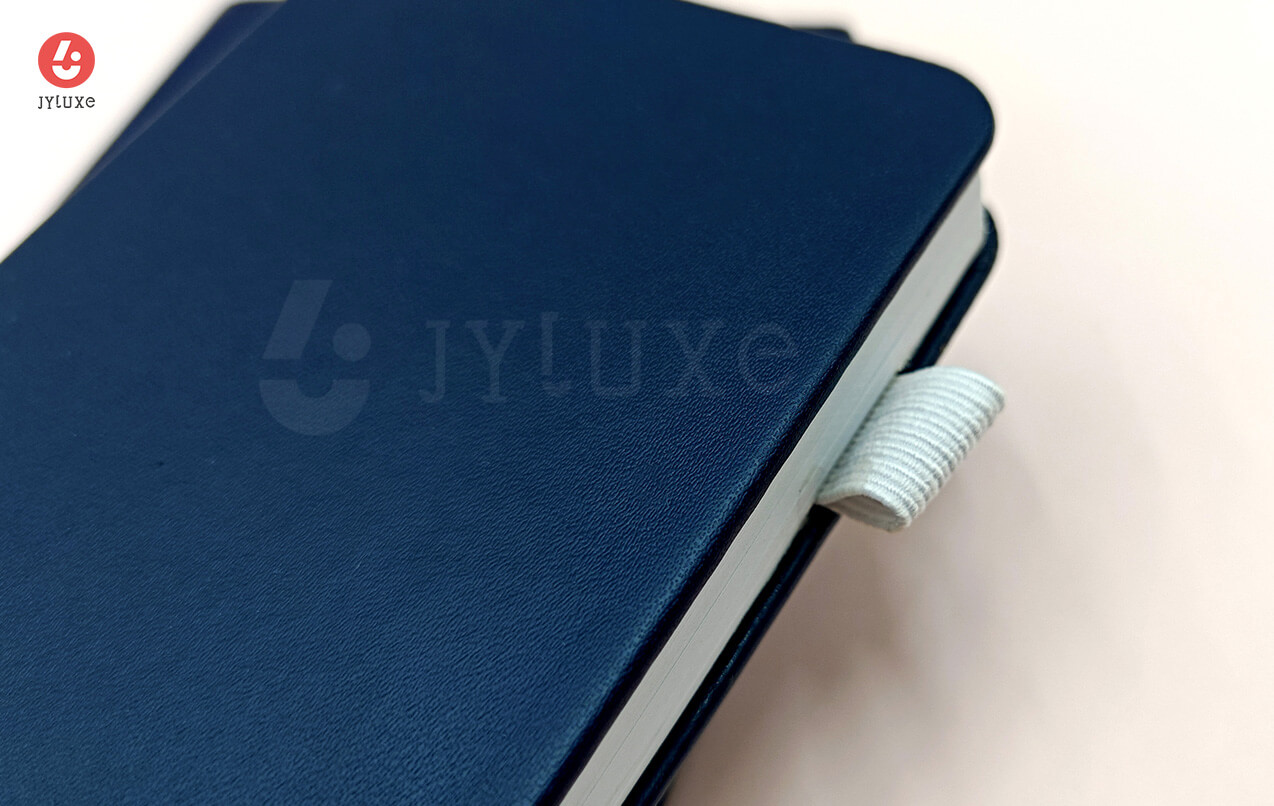Kundenspezifische Notebooks in großen Mengen - Flexible Anpassung für Journale in verschiedenen Größen und Farben